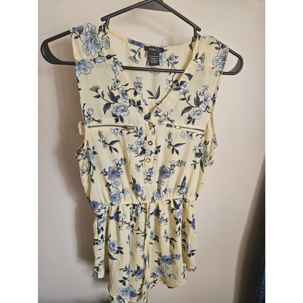 Rue21 Yellow Floral Sleeveless Tie-Waist